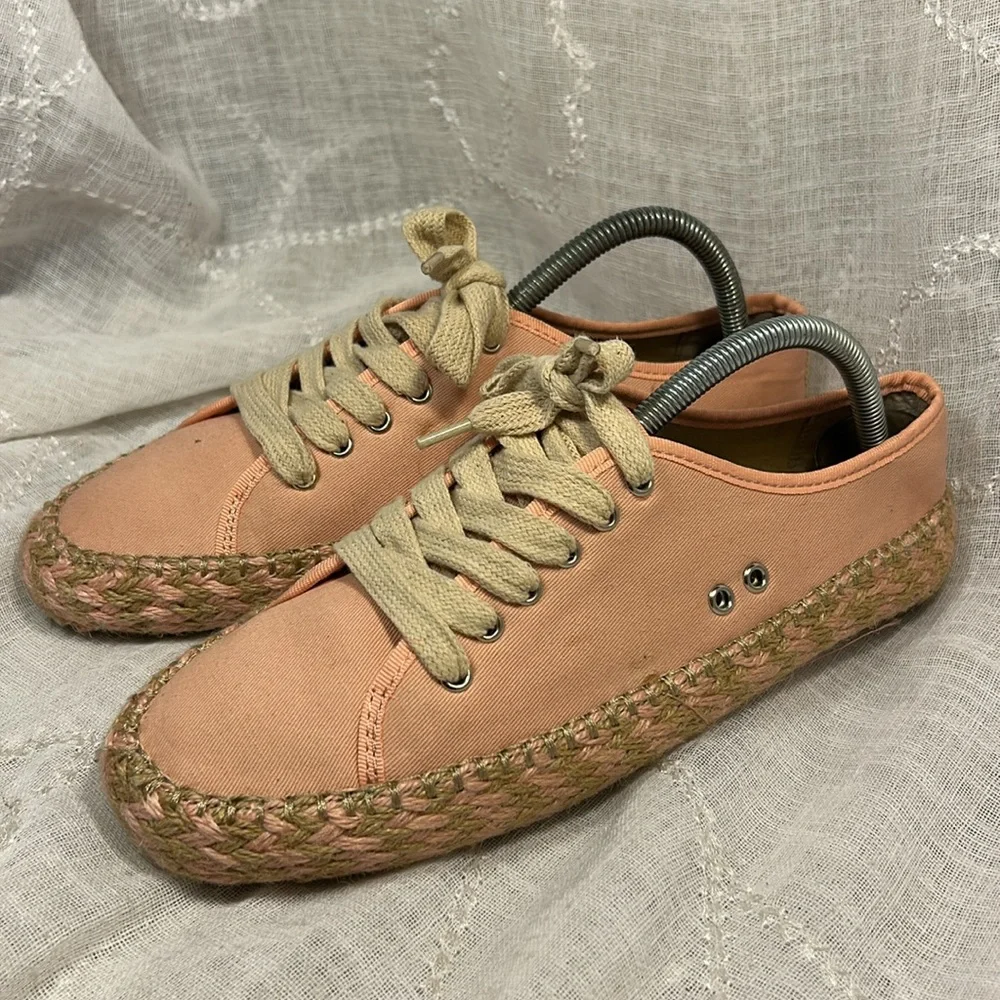 NWOT EMU espadrille leather flats